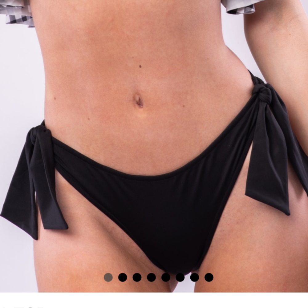 NWT By Egreis Luana bikini bottoms
